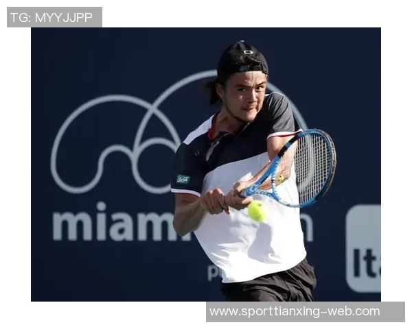 迈阿密国际一线队正式签约青训新星丹尼尔平特助力球队未来发展 迈阿密国际一线队正式签约青训新星丹尼尔平特助力球队未来发展